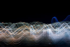 Kuantikaren olatua surfeatzen