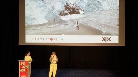 Kronika: “Kuantikaren olatua surfeatzen” hitzaldia