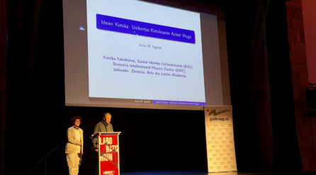 KRONIKA: “Ideien Kimika. Unibertso kimikoaren azken muga” hitzaldia